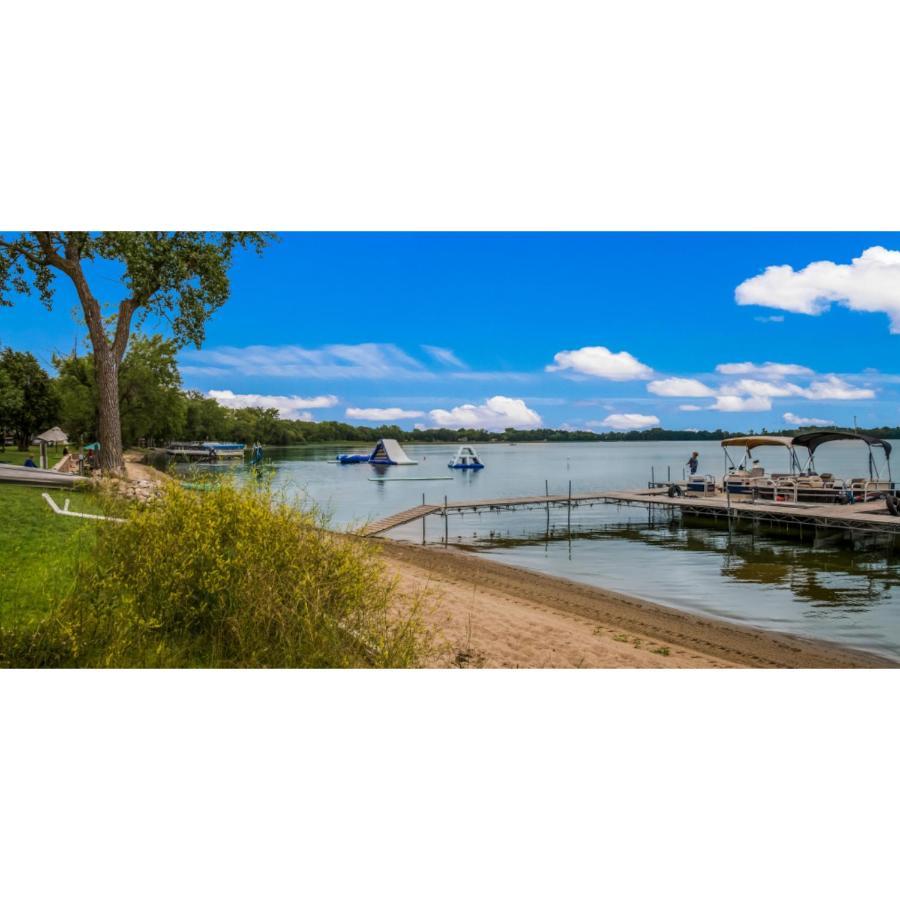 Canary Beach Resort Glenwood Eksteriør bilde
